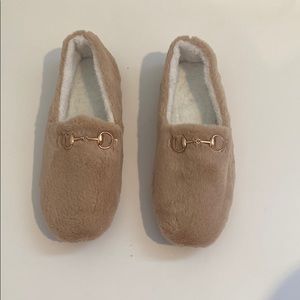 Stylish slippers